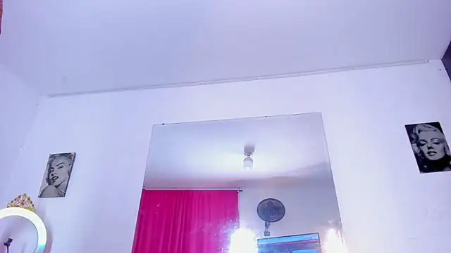 Snapshot of Eyleen_Santos chatting on May 14, 2026, 7:53 pm Eyleen Santos online show from May 14, 2026, 7:53 pm