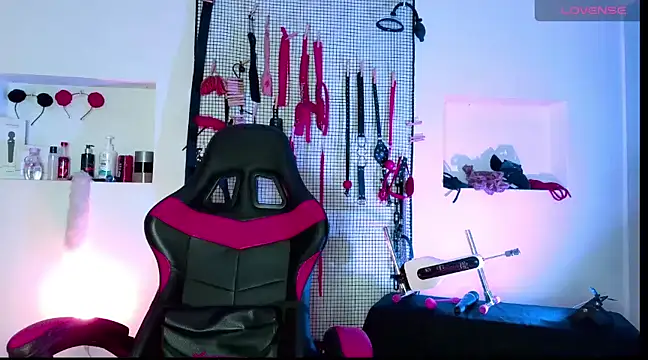 Snapshot of Megaan_Greey chatting on January 19, 2025, 9:23 pm Megaan Greey online show from January 19, 2025, 9:23 pm