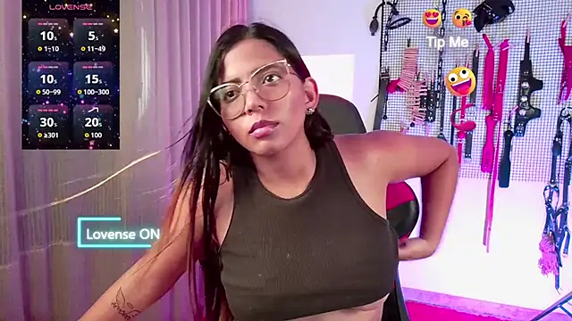 Snapshot of Megaan_Greey chatting on September 18, 2025, 7:38 pm Megaan Greey online show from September 18, 2025, 7:38 pm