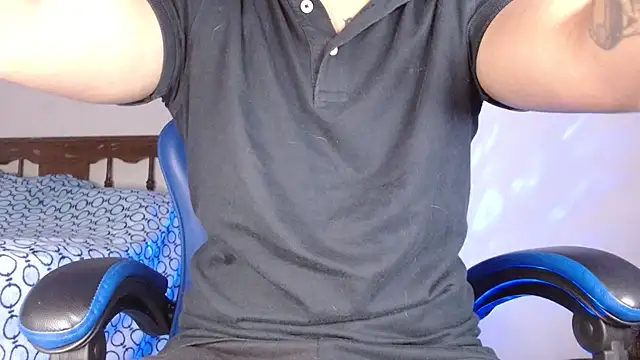 Snapshot of SexyBoy-Bigclit chatting on November 28, 2025, 2:42 pm SexyBoy-Bigclit online show from November 28, 2025, 2:42 pm