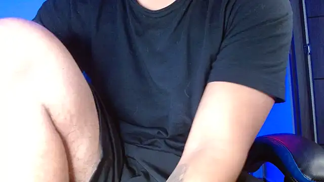 Snapshot of SexyBoy-Bigclit chatting on May 12, 2026, 2:03 pm SexyBoy-Bigclit online show from May 12, 2026, 2:03 pm