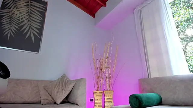 KatieNolan 1 online show from February 23, 2025, 9:05 pm