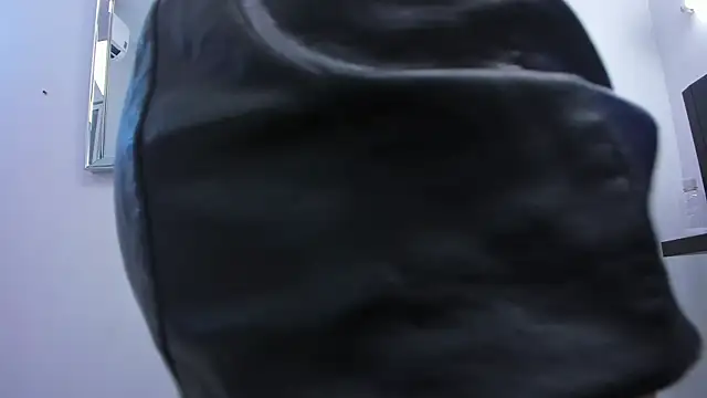 Snapshot of tammylee_ chatting on January 15, 2025, 2:27 am tammylee online show from January 15, 2025, 2:27 am