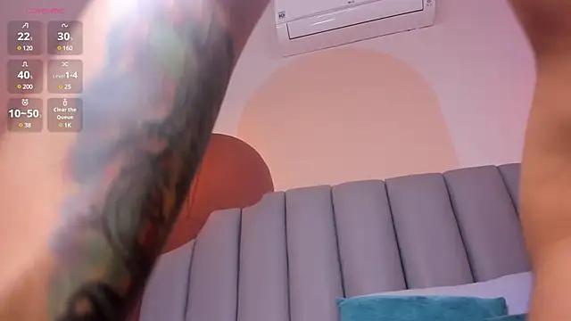 Snapshot of tammylee_ chatting on March 14, 2025, 10:39 am tammylee online show from March 14, 2025, 10:39 am