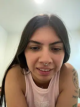 Argentiiniita online show from January 8, 2025, 9:44 pm