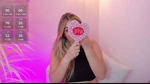 thaliafox  online show from February 21, 2025, 4:59 pm