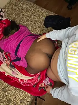 Snapshot of gamingcouple420 chatting on December 15, 2025, 9:08 pm gamingcouple420 online show from December 15, 2025, 9:08 pm