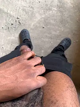 Snapshot of Black_mamba_madingo chatting on January 29, 2025, 11:51 am Black mamba madingo online show from January 29, 2025, 11:51 am