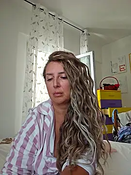 MariaRichi  online show from October 1, 2025, 7:58 am