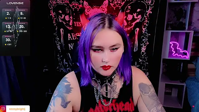 Emmybrightj  online show from September 18, 2025, 5:15 pm