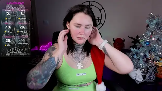 Emmybrightj  online show from December 23, 2025, 2:31 am