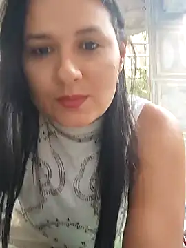 Snapshot of elena_jonees chatting on October 11, 2025, 2:15 pm elena jonees online show from October 11, 2025, 2:15 pm