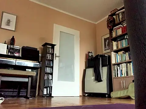 Bula94193 online show from November 14, 2025, 9:30 am