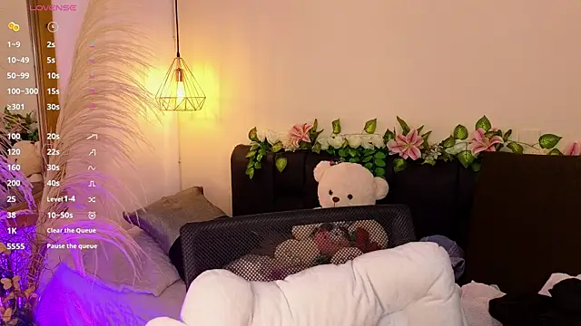 Snapshot of Hannah_williams1 chatting on October 3, 2025, 9:23 pm Hannah williams1 online show from October 3, 2025, 9:23 pm