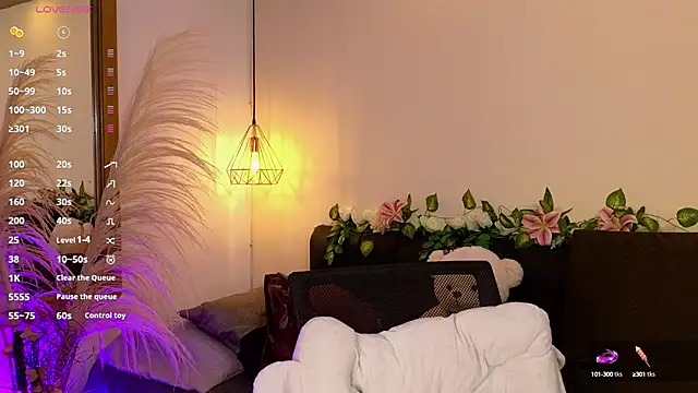 Snapshot of Hannah_williams1 chatting on October 8, 2025, 9:01 pm Hannah williams1 online show from October 8, 2025, 9:01 pm