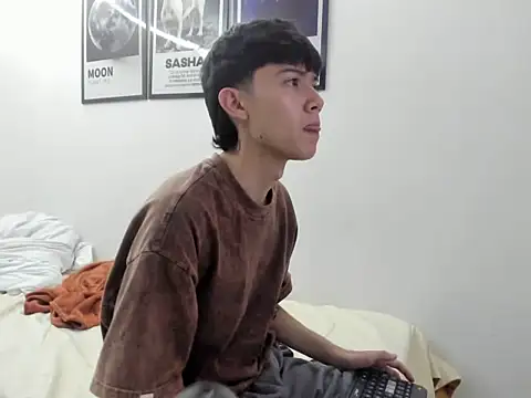 Snapshot of todoterrenoxx chatting on December 2, 2025, 1:44 am todoterrenoxx online show from December 2, 2025, 1:44 am