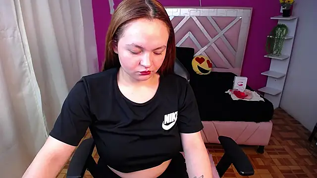 Snapshot of Naiara_Sex_ chatting on January 2, 2025, 1:30 pm Naiara Sex online show from January 2, 2025, 1:30 pm