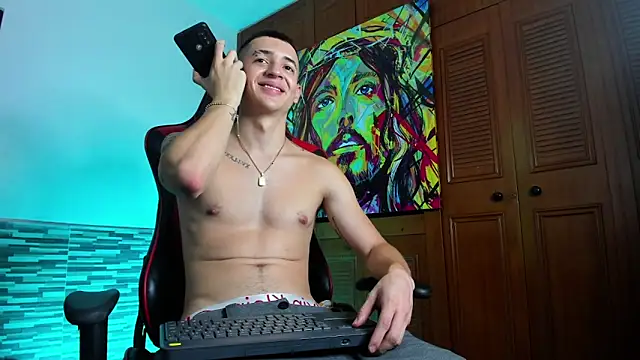 Dimitri higth420 online show from February 28, 2025, 5:26 am