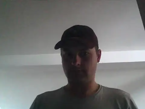 Snapshot of DefiniteTimor chatting on June 17, 2026, 10:39 am DefiniteTimor online show from June 17, 2026, 10:39 am