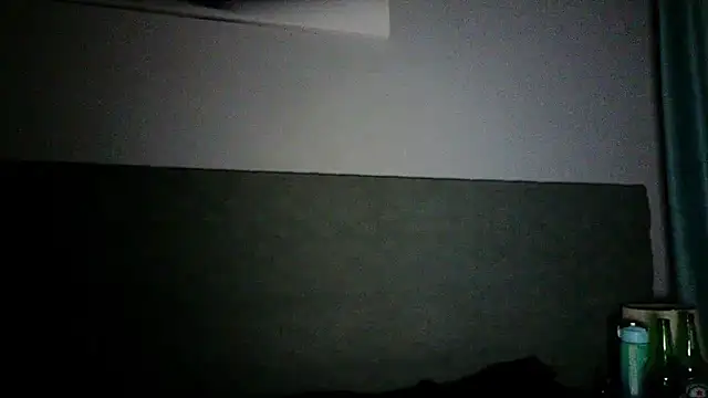 Snapshot of ElizaaXO chatting on December 31, 2024, 11:39 pm ElizaaXO online show from December 31, 2024, 11:39 pm