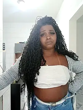 annybarros21 online show from September 13, 2025, 8:41 pm