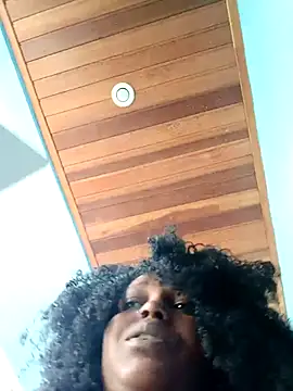 annybarros21 online show from September 19, 2025, 11:44 am