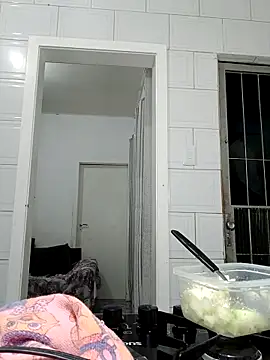 annybarros21 online show from February 11, 2026, 5:12 am