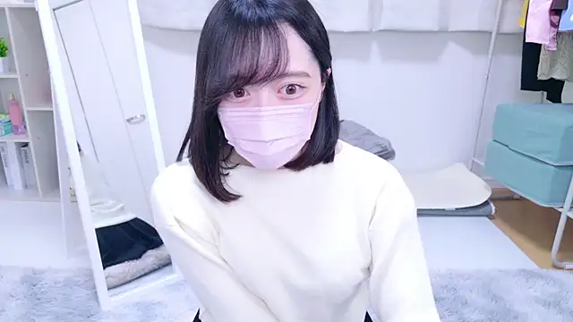 Yurie  online show from December 11, 2024, 3:02 am