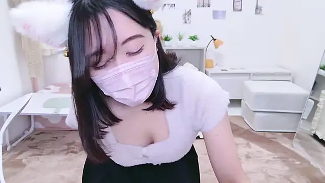 Yurie  online show from February 22, 2025, 11:13 am