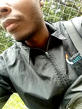 Snapshot of DalianHR33 chatting on March 13, 2025, 12:35 pm DalianHR33 online show from March 13, 2025, 12:35 pm