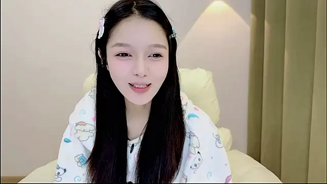 xiaodaibabyy online show from December 4, 2025, 6:55 am