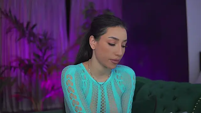 GinaValentinna online show from November 15, 2025, 8:16 pm