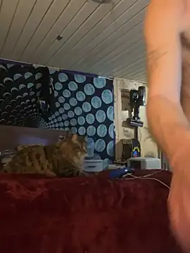 Snapshot of luv2cum7491 chatting on February 18, 2025, 6:15 am luv2cum7491 online show from February 18, 2025, 6:15 am