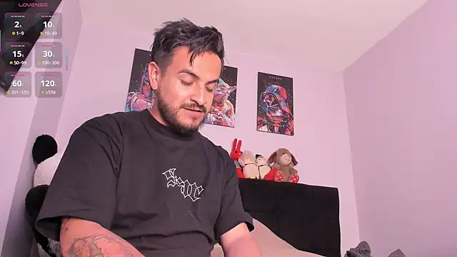 Carlasxdreams online show from April 30, 2026, 1:23 am