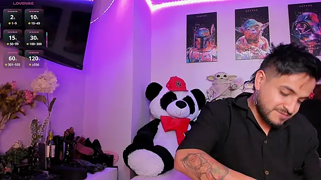 Carlasxdreams online show from June 1, 2026, 1:24 pm