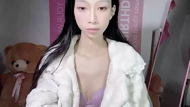 Lili-2 online show from December 8, 2024, 5:33 pm