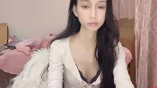 Lili-2 online show from March 9, 2025, 4:00 pm