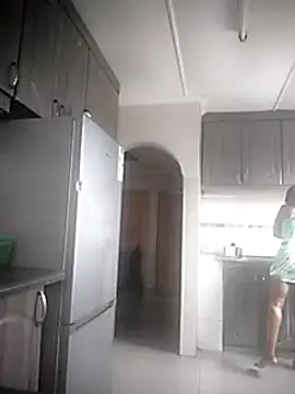 Feathergal69  online show from December 6, 2024, 1:55 pm