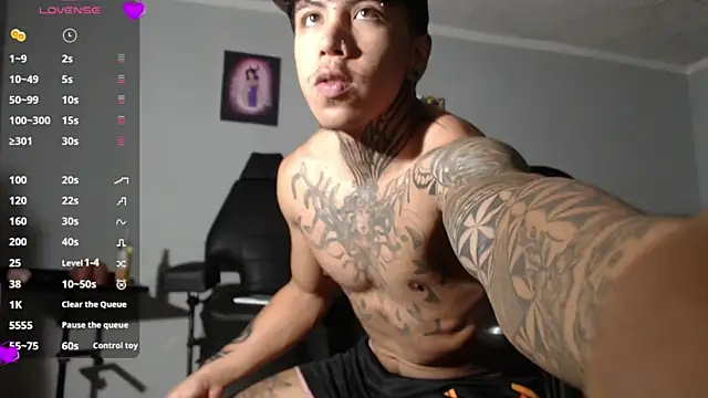 Snapshot of Nickhot0609 chatting on December 30, 2024, 10:12 pm Nickhot0609 online show from December 30, 2024, 10:12 pm