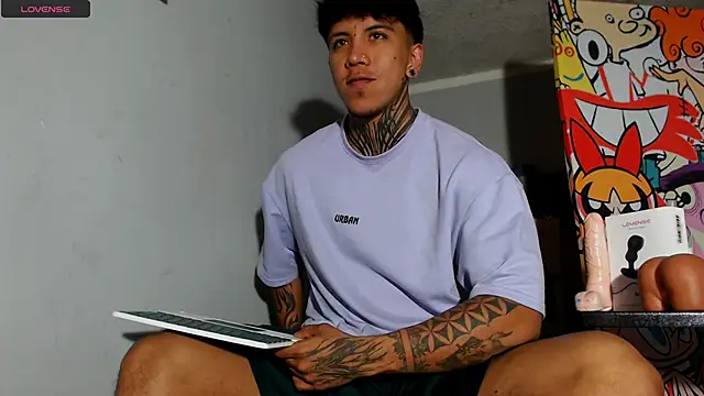 Snapshot of Nickhot0609 chatting on February 24, 2025, 11:19 pm Nickhot0609 online show from February 24, 2025, 11:19 pm