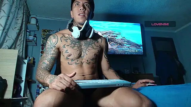 Nickhot0609 online show from February 28, 2026, 3:18 am