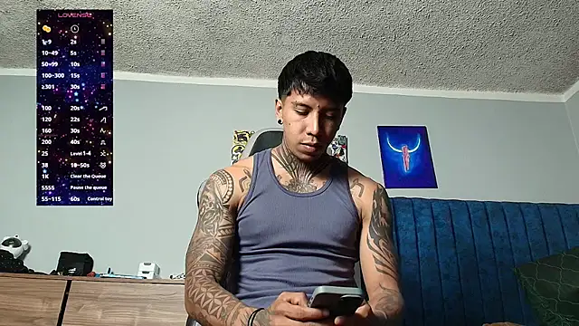 Nickhot0609 online show from July 17, 2026, 7:41 pm