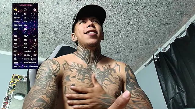 Nickhot0609 online show from July 23, 2026, 2:04 pm