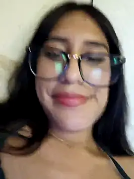 AleFantasy0001 online show from February 23, 2025, 12:08 am