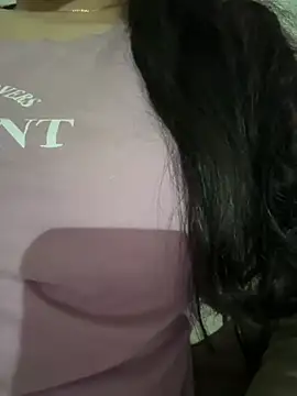 Snapshot of Lina-lolo chatting on May 16, 2026, 7:45 pm Lina-lolo online show from May 16, 2026, 7:45 pm