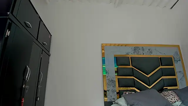 MattDevon online show from September 8, 2025, 7:57 pm