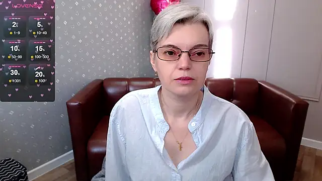 Cutie Erikaa1 online show from May 4, 2026, 2:07 am