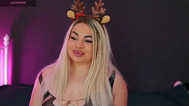 Snapshot of MissLilaa chatting on December 14, 2024, 5:58 pm MissLilaa online show from December 14, 2024, 5:58 pm