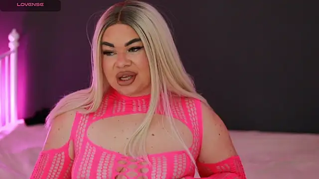 Snapshot of MissLilaa chatting on December 20, 2024, 4:46 pm MissLilaa online show from December 20, 2024, 4:46 pm