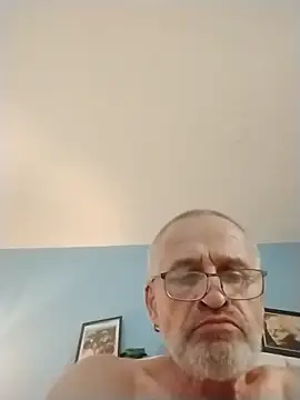 geilerschwanz64 online show from November 28, 2025, 2:47 am